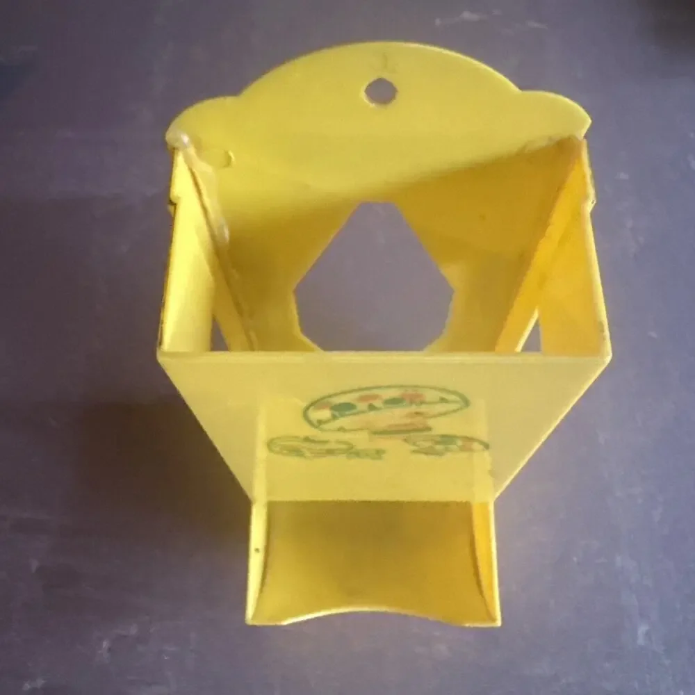Vintage Wall Mountable Mushroom Matchbox Holder Retro Design Yellow Plastic